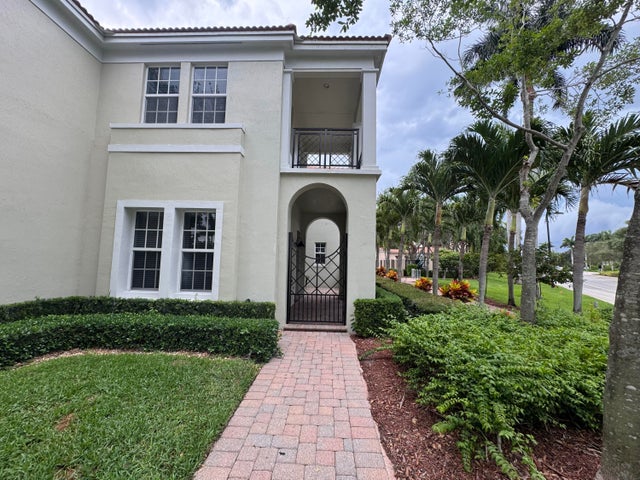 5 of 31 - 8209 Nw 8th Wy, Boca Raton, FL