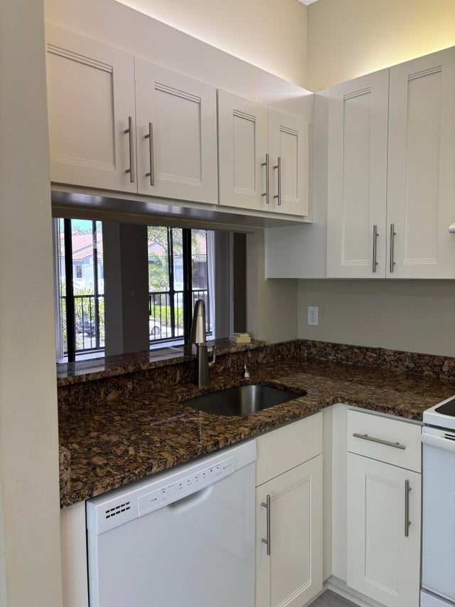 4 of 29 - 5418 Firenze Dr #p, Boynton Beach, FL