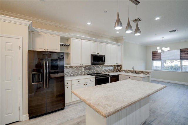1 of 40 - 13 Nottingham Place, Boynton Beach, FL