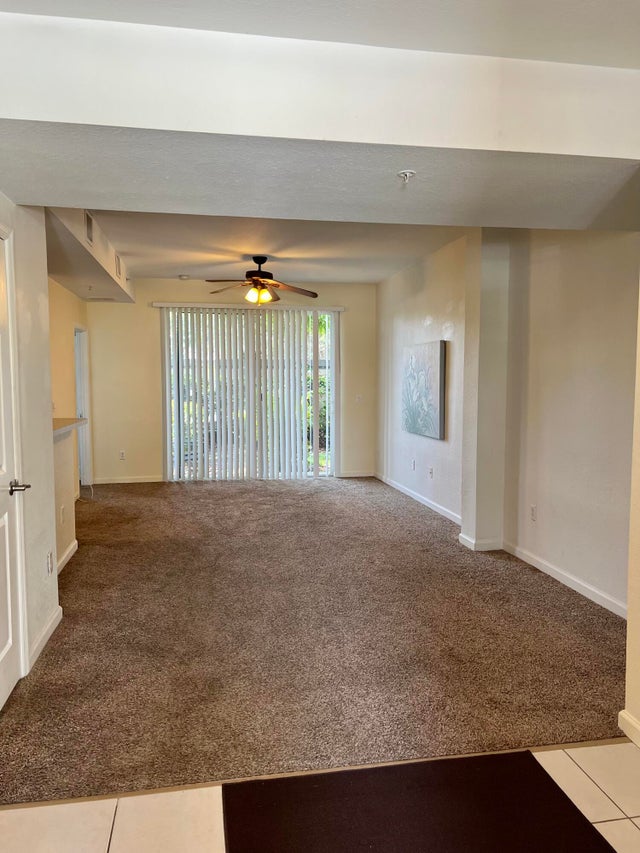 5 of 26 - 1989 Marsh Harbour Dr #407, Riviera Beach, FL