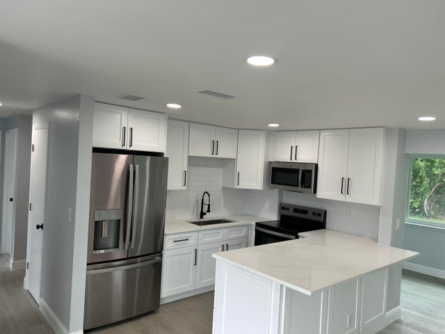 2 of 15 - 5229 45th St, West Palm Beach, FL