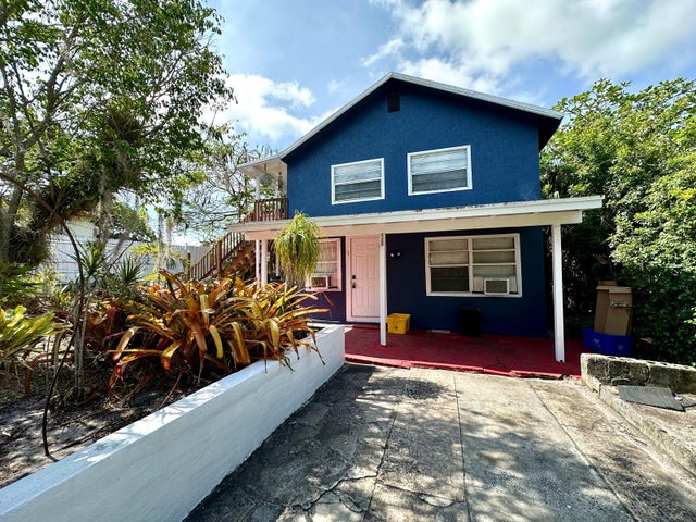 1 of 12 - 920 Selkirk St, West Palm Beach, FL