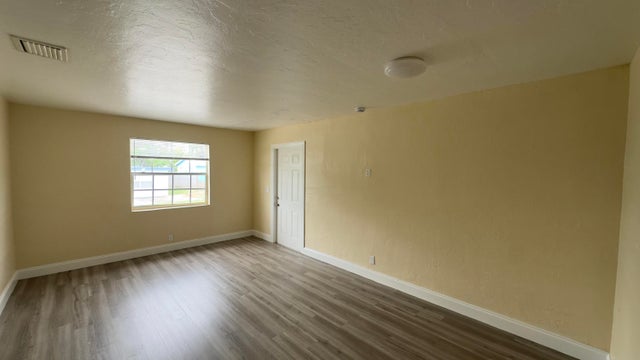 4 of 14 - 1244 W 36th Street #2, Riviera Beach, FL