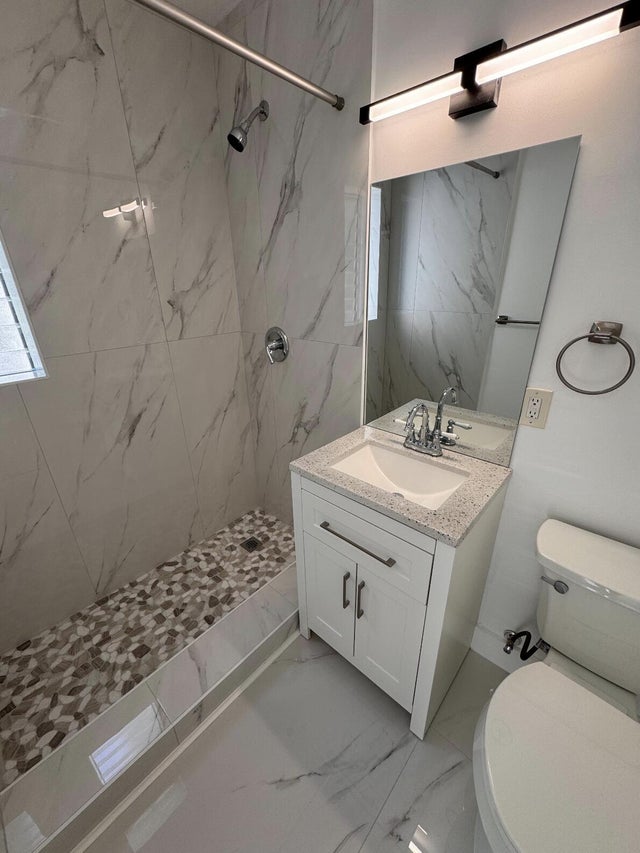 5 of 18 - 4051 Ne 15 Ter Terrace, Pompano Beach, FL