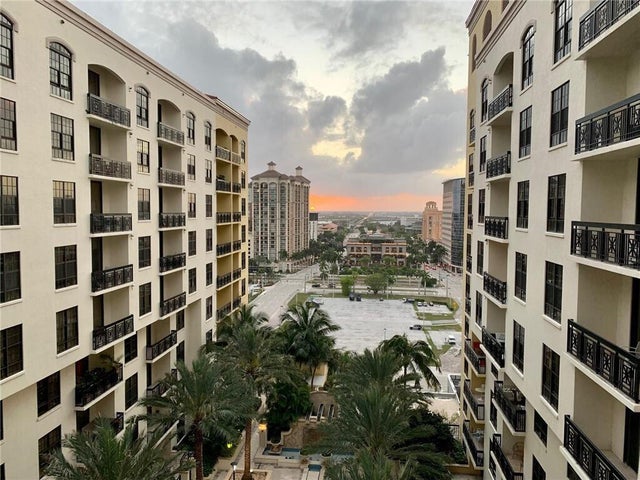 1 of 25 - 801 S Olive Av #1417, West Palm Beach, FL