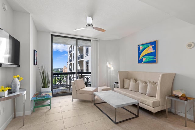 4 of 25 - 801 S Olive Av #1417, West Palm Beach, FL