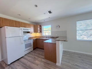 Photo of Listing #RX-11100296