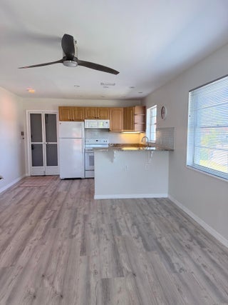 Photo of Listing #RX-11100296