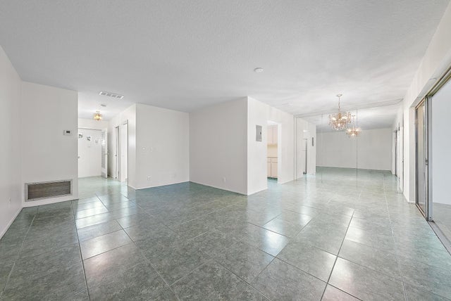 3 of 13 - 2638 E Gately Dr E #45, West Palm Beach, FL