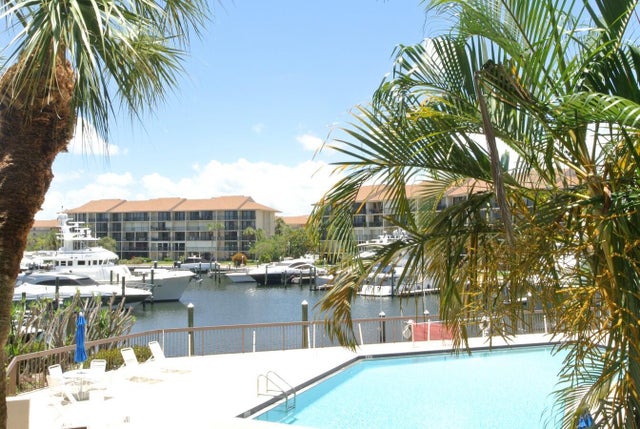 1 of 13 - 1501 Marina Isle 203 Wy #203, Jupiter, FL