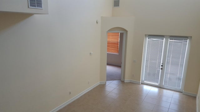 5 of 72 - 1825 Bridgepointe Circle #15, Vero Beach, FL