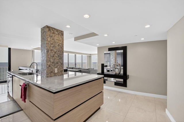 4 of 61 - 3400 S Ocean Boulevard #5d1, Palm Beach, FL
