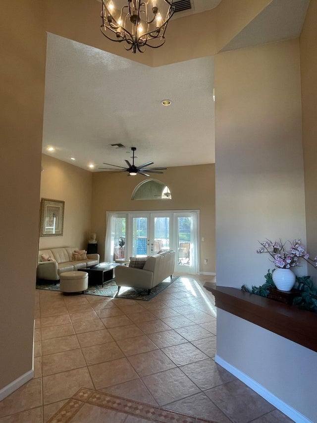 4 of 47 - 711 Foresteria Av, Wellington, FL