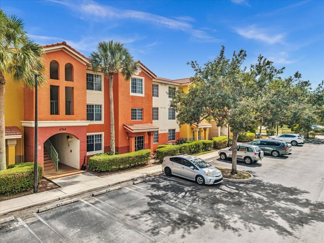2 of 47 - 6768 Heritage Grande #7302, Boynton Beach, FL