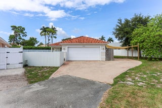 Photo of Listing #RX-11101357