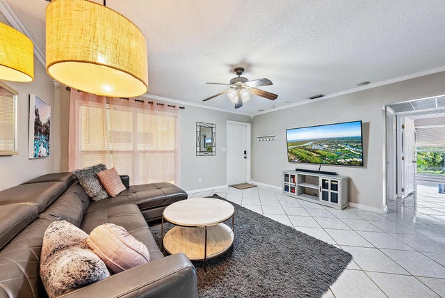 1 of 16 - 733 Hummingbird Way #10, North Palm Beach, FL