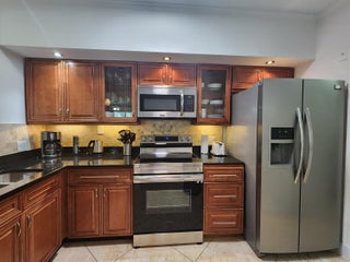 Photo of Listing #RX-11101580