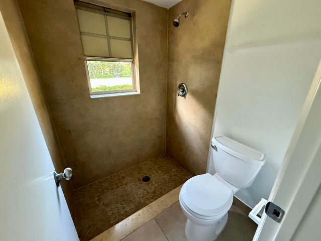 4 of 7 - 3431 Helena Drive #1, Lake Worth, FL