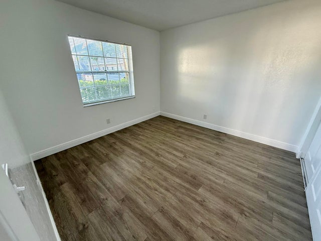5 of 7 - 3431 Helena Drive #1, Lake Worth, FL