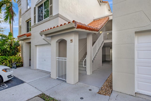 1 of 39 - 11020 Legacy Dr #303, Palm Beach Gardens, FL