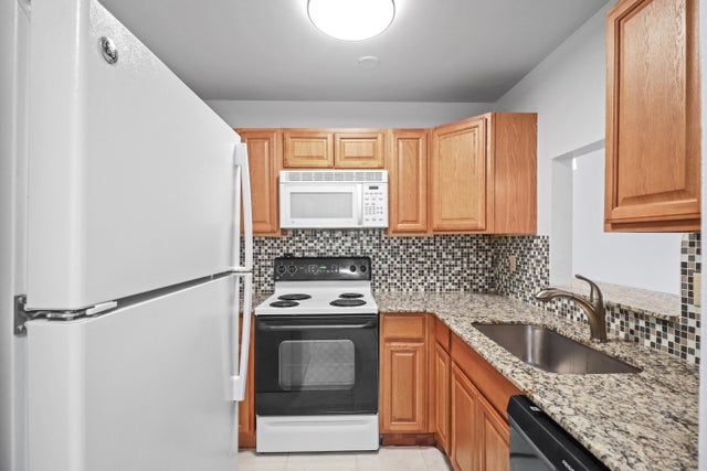 2 of 27 - 950 S Kanner Highway #d5, Stuart, FL