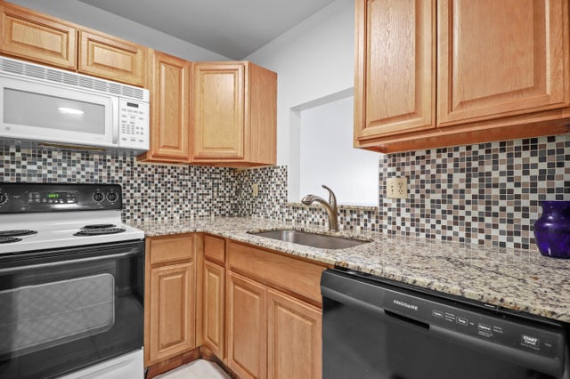 3 of 27 - 950 S Kanner Highway #d5, Stuart, FL
