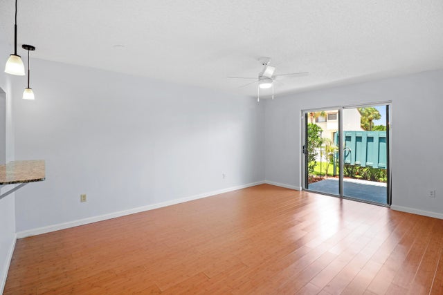 5 of 27 - 950 S Kanner Highway #d5, Stuart, FL