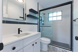 Photo of Listing #RX-11102418