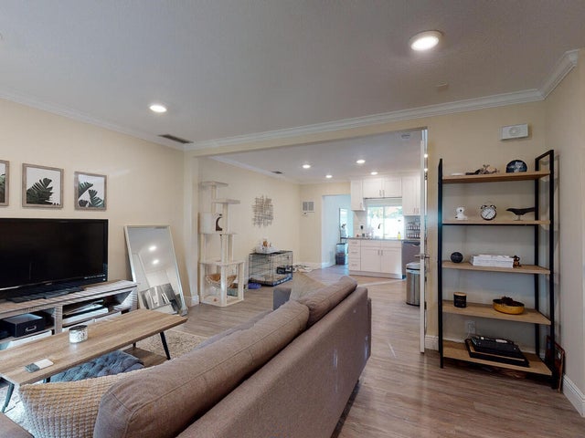 2 of 41 - 2138 20th Avenue, Vero Beach, FL