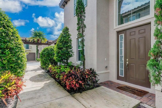 4 of 44 - 122 Diamante Way, Jupiter, FL