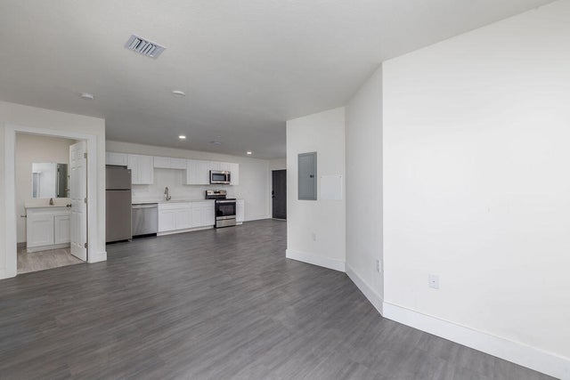 5 of 26 - 1850 Nebraska Av #201, Fort Pierce, FL