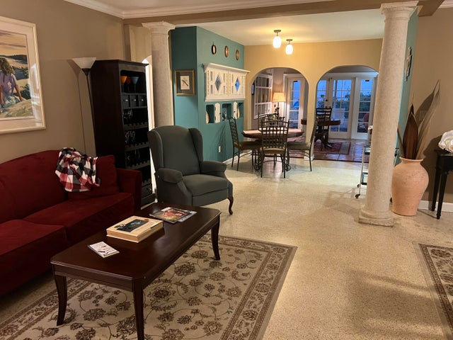 5 of 24 - 145 Ne Spanish Ct, Boca Raton, FL