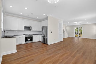 Photo of Listing #RX-11103426