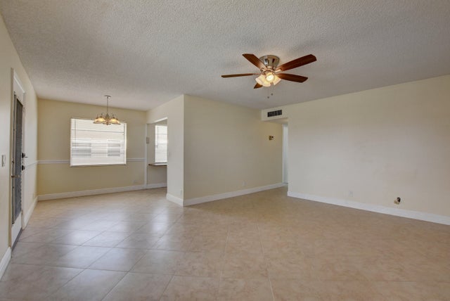 3 of 24 - 127 Burgundy C #127, Delray Beach, FL