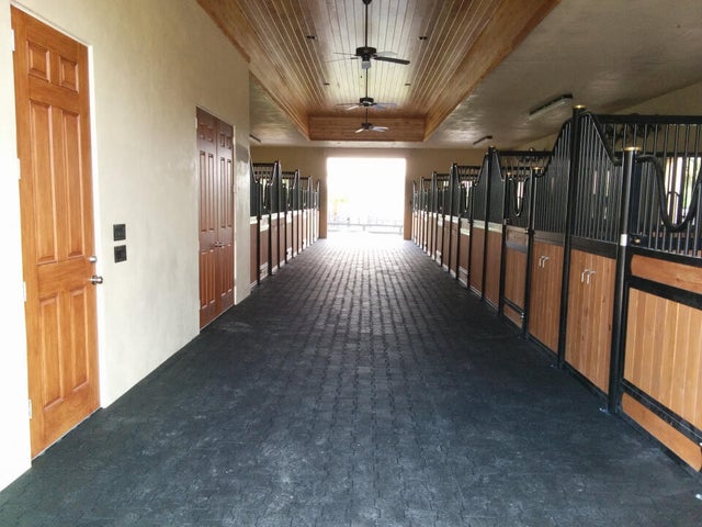 4 of 41 - 2040 Canter Wy, Wellington, FL