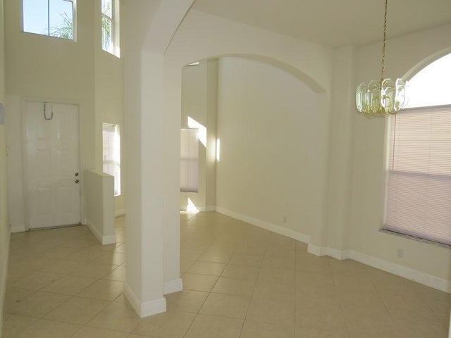 3 of 14 - 5101 Prairie Dunes Village Circle, Lake Worth, FL