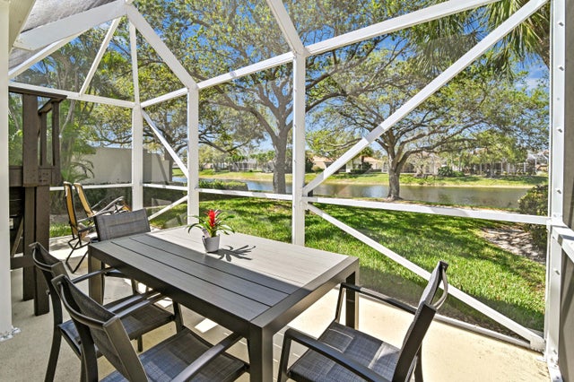 2 of 32 - 7243 Elkhorn Drive, West Palm Beach, FL