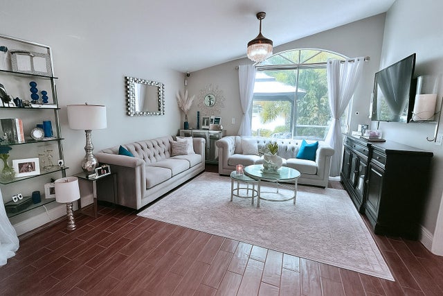2 of 28 - 166 Woodlake Circle, Greenacres, FL