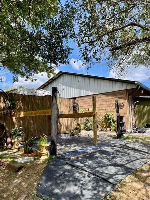 3 of 40 - 12440 Tangerine Blvd, West Palm Beach, FL
