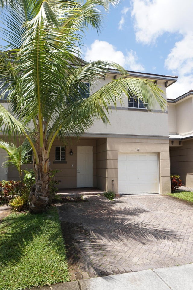 1 of 29 - 971 Tortuga Lane, Riviera Beach, FL