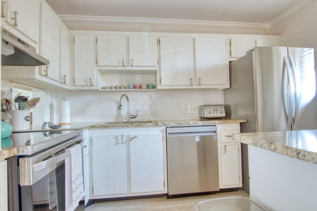 4 of 19 - 4345 Trevi Court #204, Lake Worth, FL