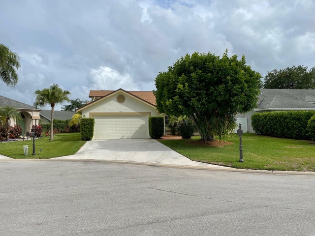 1 of 20 - 12861 Meadowbend Drive, Wellington, FL