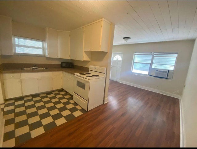 2 of 4 - 7800 Overlook Road, Lake Worth, FL