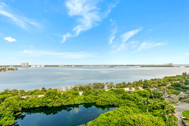 3 of 40 - 5070 N Ocean Drive #10c, Singer Island, FL