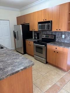 3 of 15 - 3557 Forest Hill Boulevard #60, Palm Springs, FL