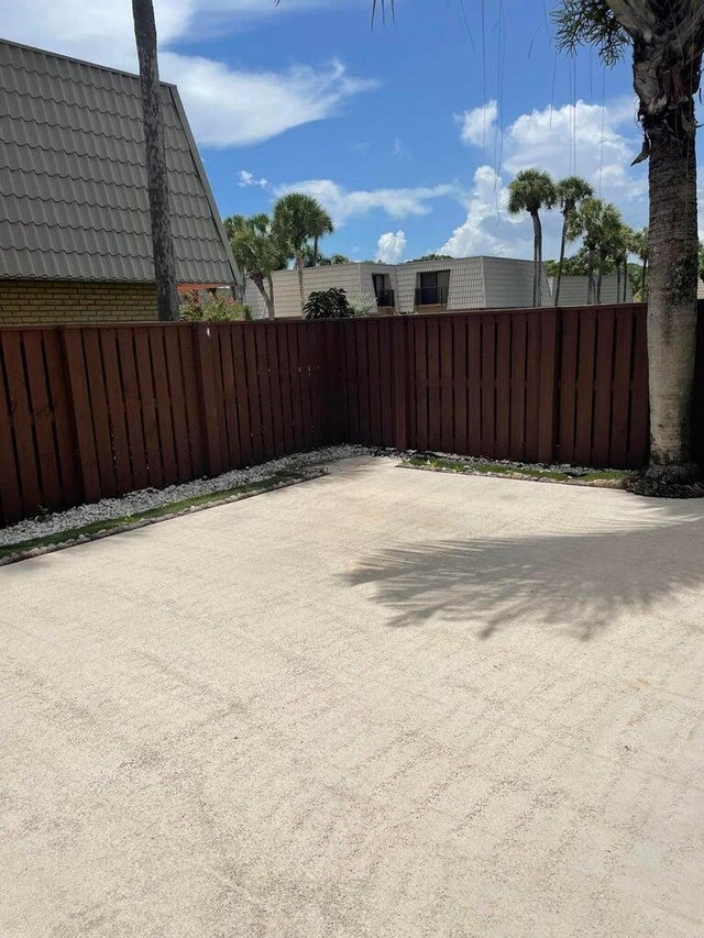 2 of 10 - N/A, West Palm Beach, FL