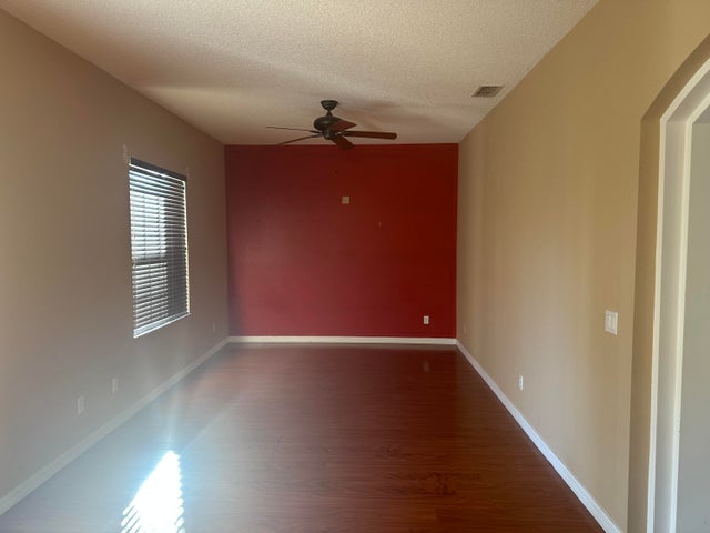 2 of 6 - 742 Se Brookedge Avenue, Port Saint Lucie, FL