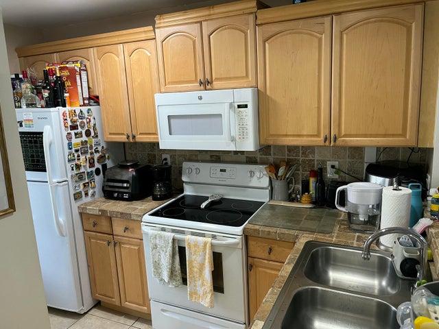 5 of 40 - 4751 Via Palm Lakes #401, West Palm Beach, FL