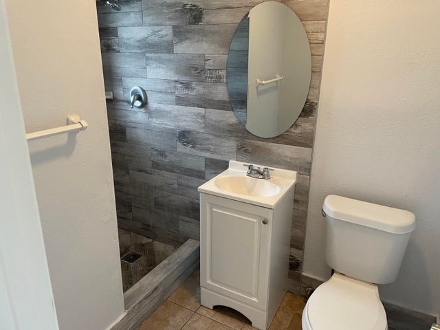 5 of 5 - 3300 Broadway Avenue #16, West Palm Beach, FL