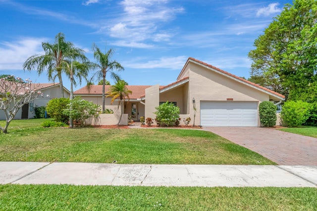 1 of 40 - 21065 Escondido Way, Boca Raton, FL